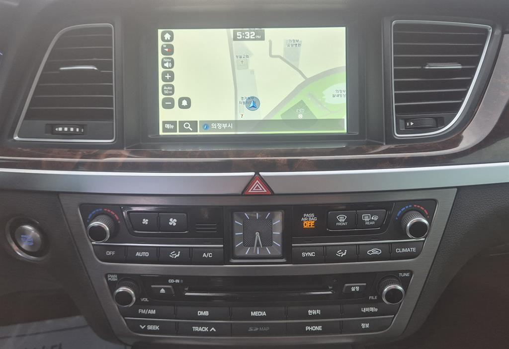 HYUNDAI Genesis 2016 Negro - Importación desde Corea - HF Imports Iquique - Foto 13