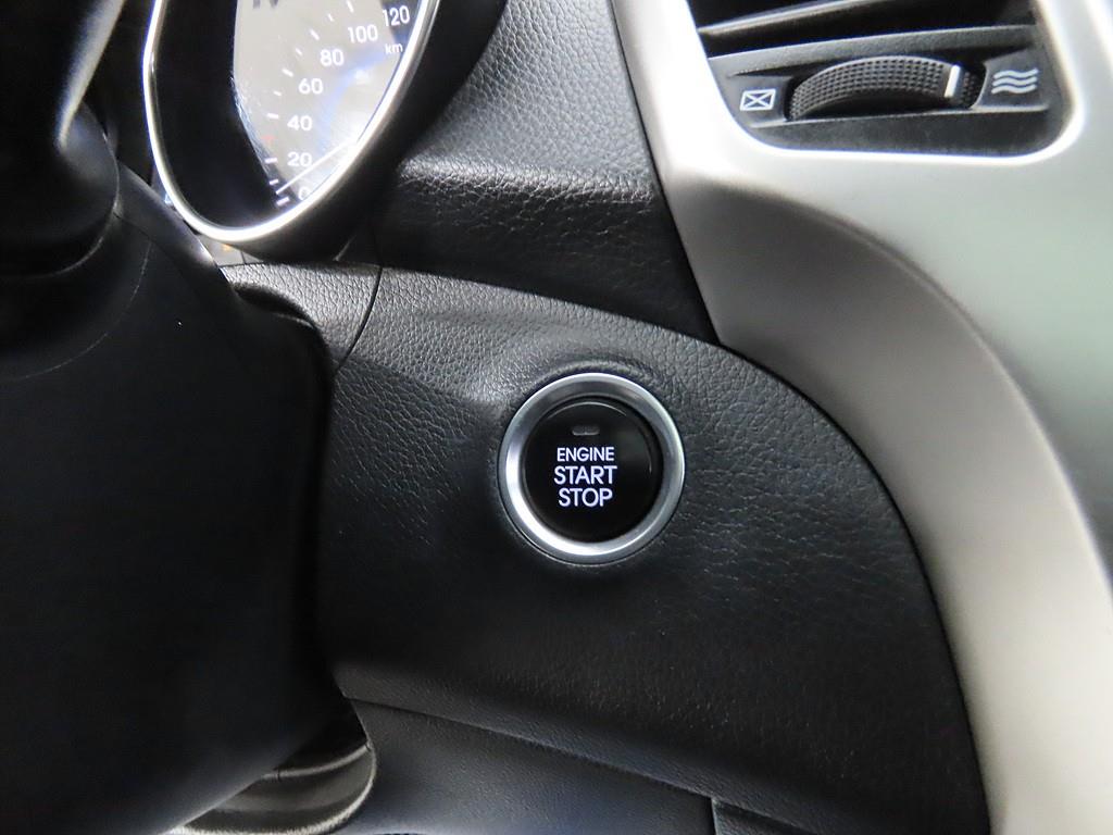 HYUNDAI i30 - Vista 12