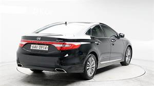 HYUNDAI Grandeur - Vista 6