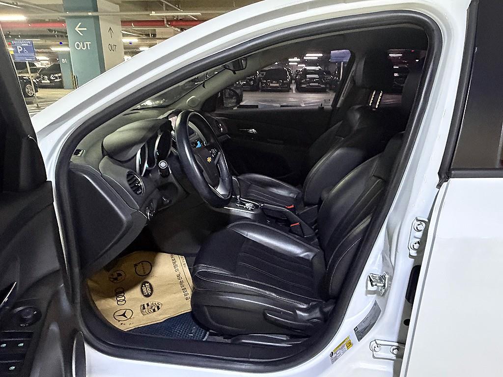 Chevrolet Cruise - Vista 7