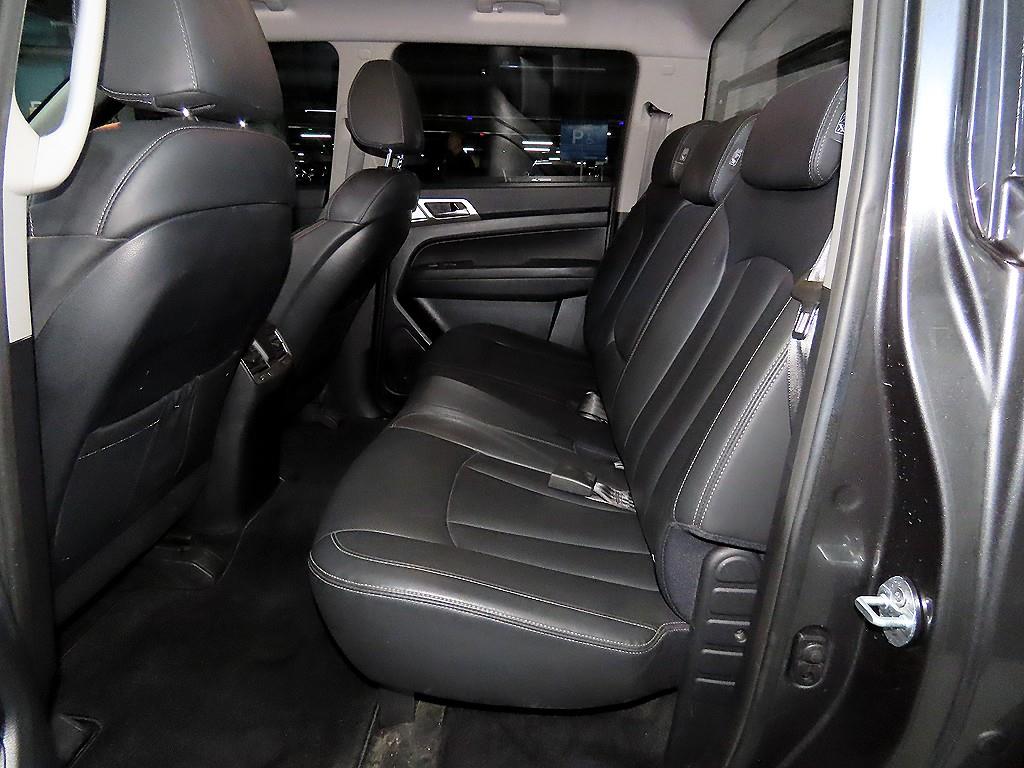 Ssangyong Rexton - Vista 7