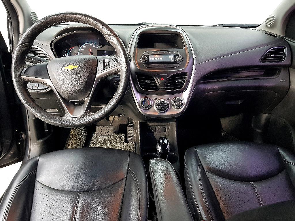 Chevrolet Spark - Vista 5