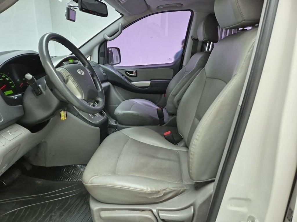 HYUNDAI Starex 2014 Blanco - Importación desde Corea - HF Imports Iquique - Foto 16