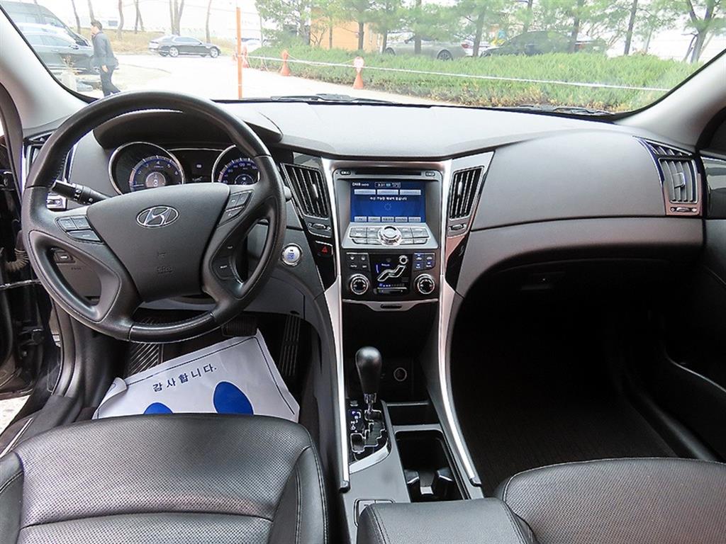 HYUNDAI Sonata - Vista 7