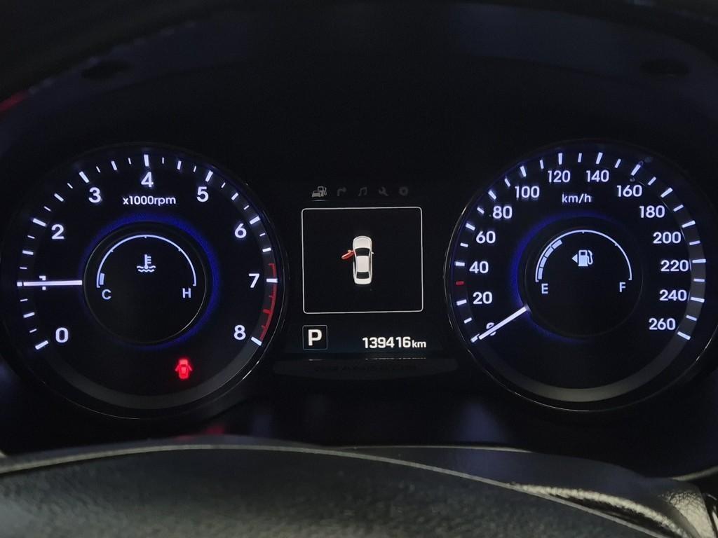 HYUNDAI Grandeur - Vista 6