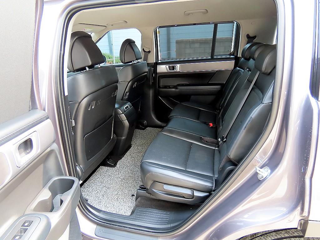 HYUNDAI Santa Fe - Vista 6