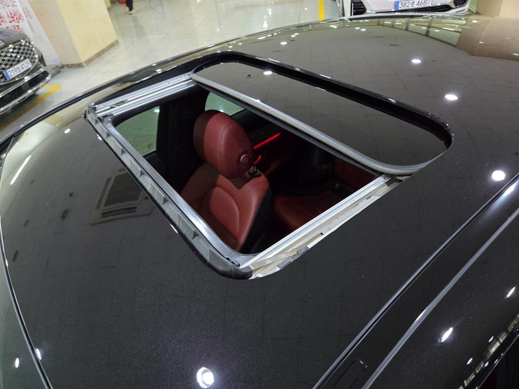 Mercedes Benz GLC Class 2021 Negro - Importación desde Corea - HF Imports Iquique - Foto 17