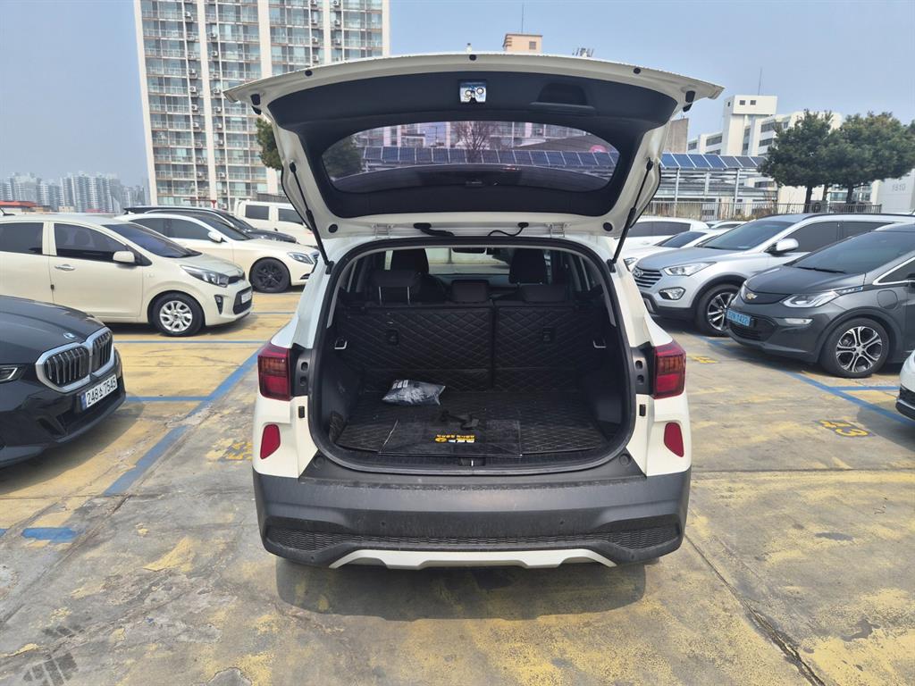 KIA Seltos - Vista 5