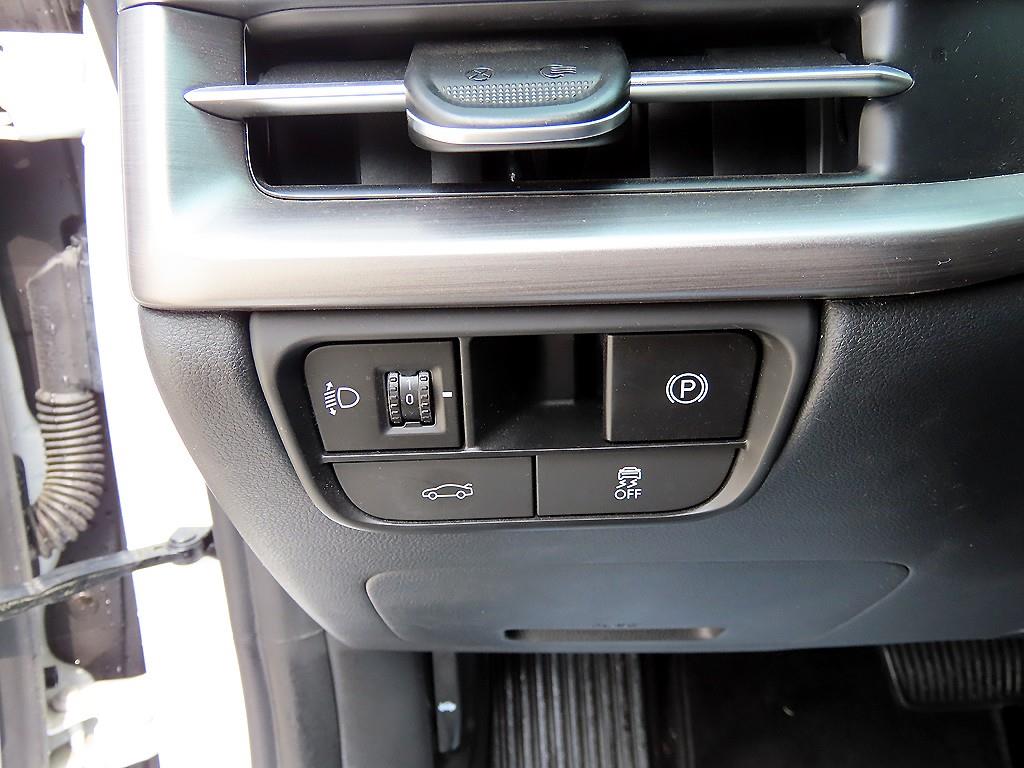 HYUNDAI Grandeur - Vista 12