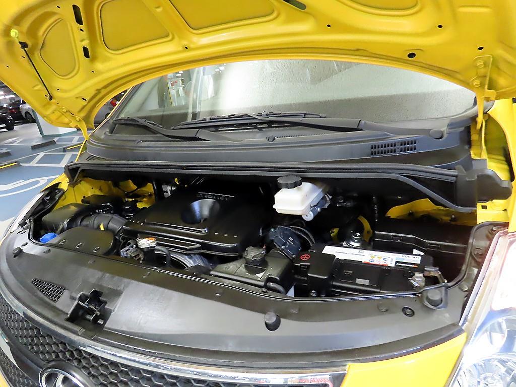 HYUNDAI Starex 2014 Amarillo - Importación desde Corea - HF Imports Iquique - Foto 19