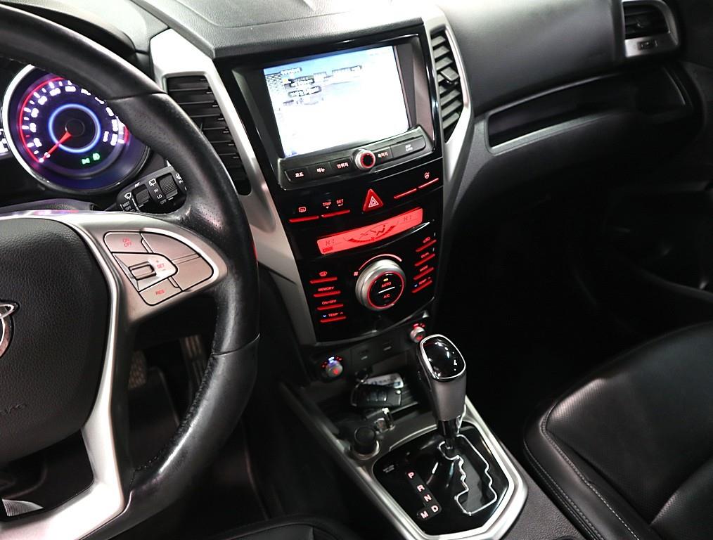 Ssangyong Tivoli - Vista 11