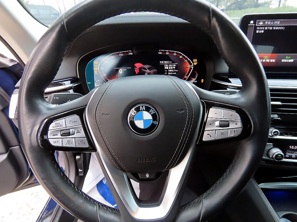 BMW 5 Series - Vista 8