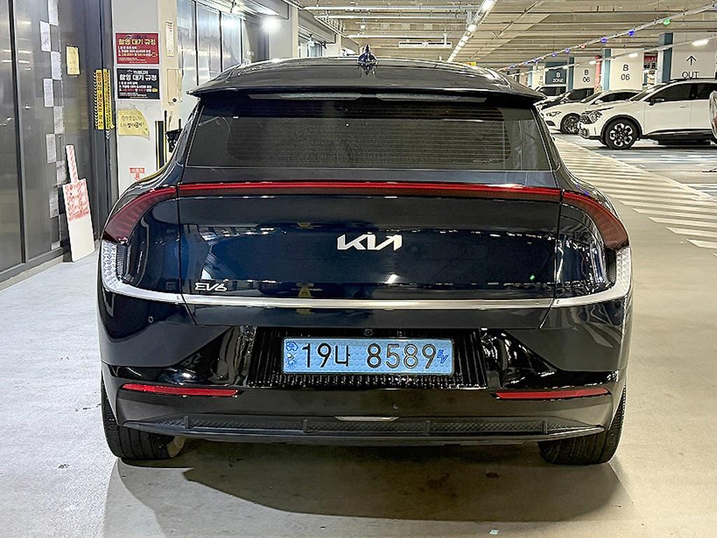 KIA EV6 - Vista 5