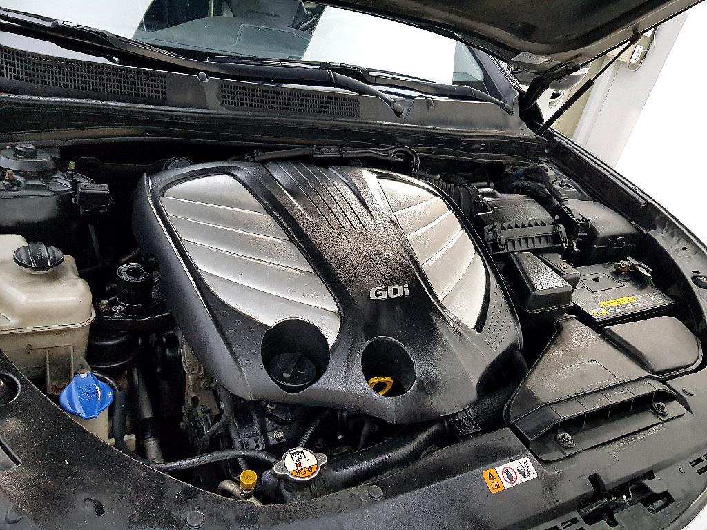 HYUNDAI Grandeur - Vista 6