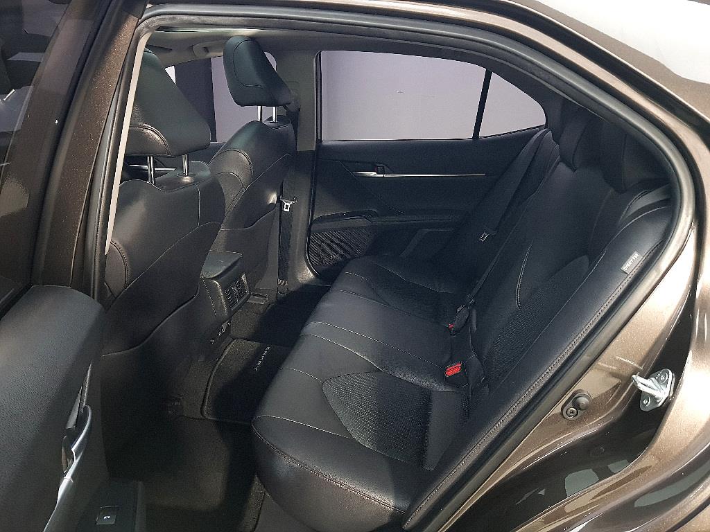 Toyota Camry - Vista 9