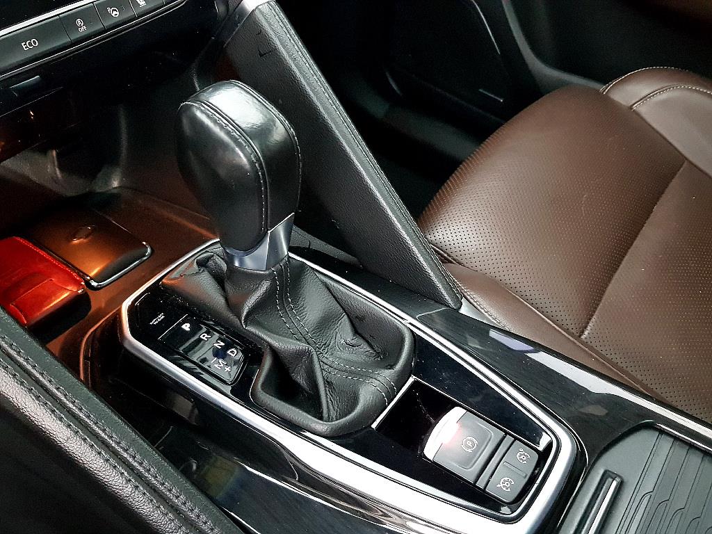 SAMSUNG QM6 - Vista 12