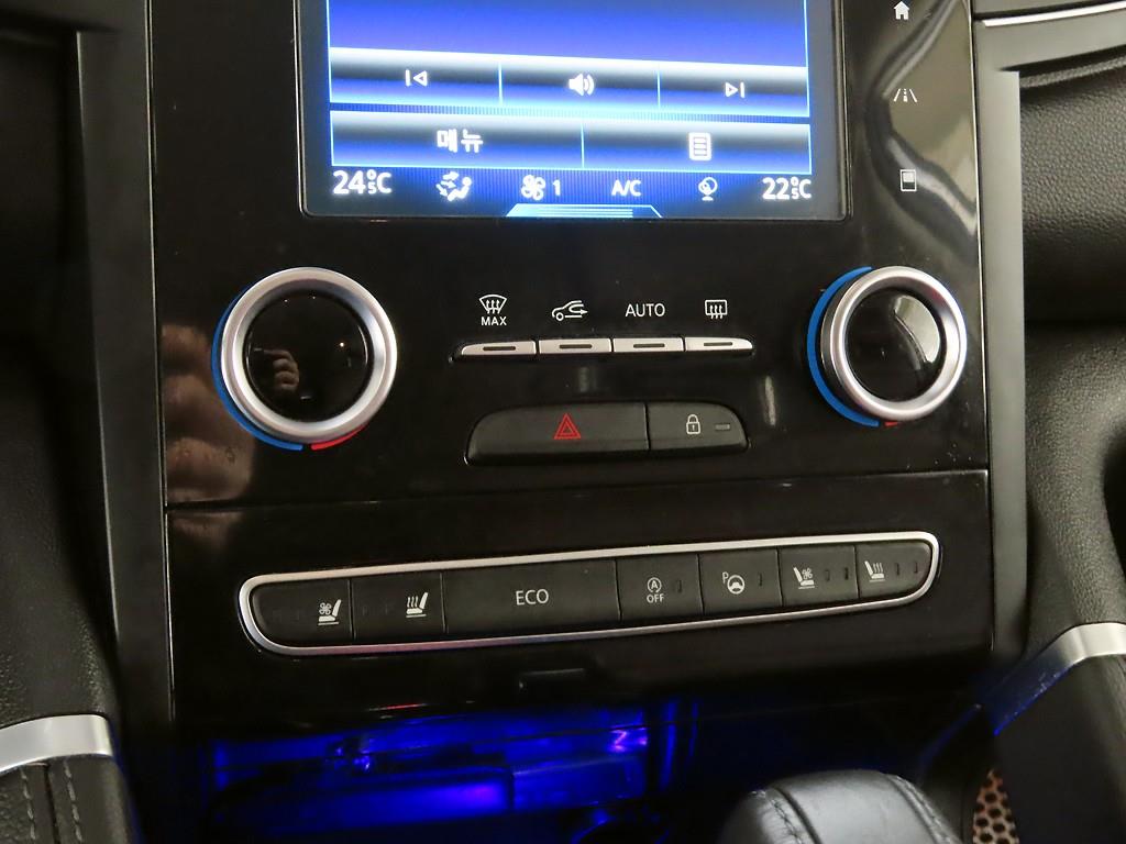 SAMSUNG QM6 - Vista 10