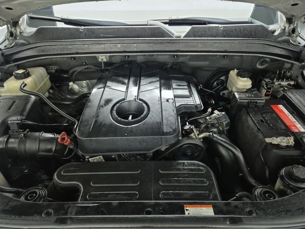 Ssangyong Rexton - Vista 5