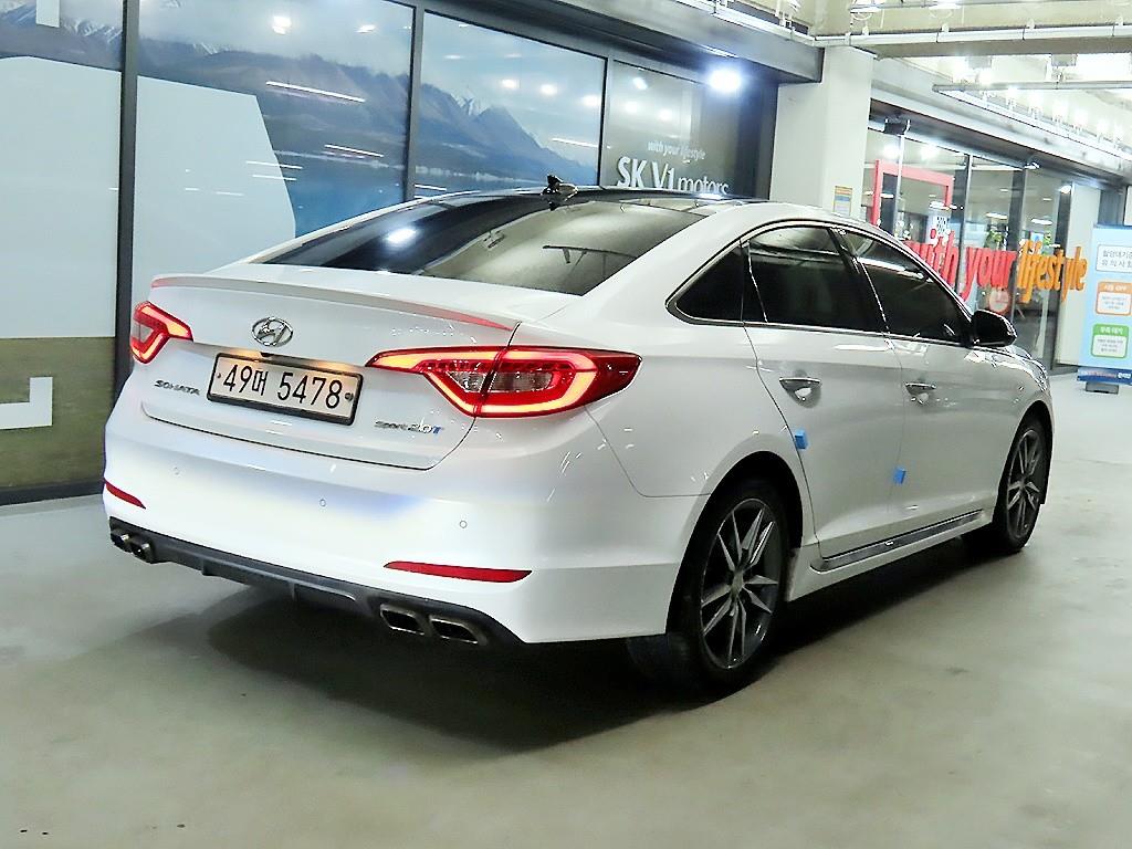 HYUNDAI Sonata - Vista 4