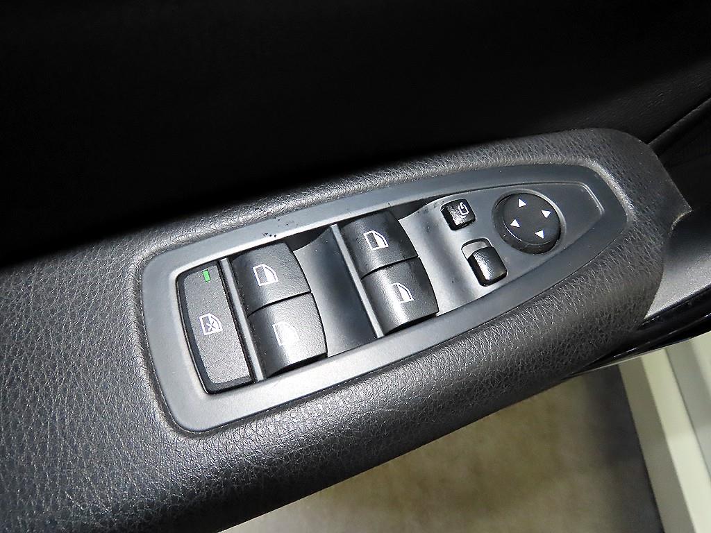 BMW 1 series 2016 Blanco - Importación desde Corea - HF Imports Iquique - Foto 13