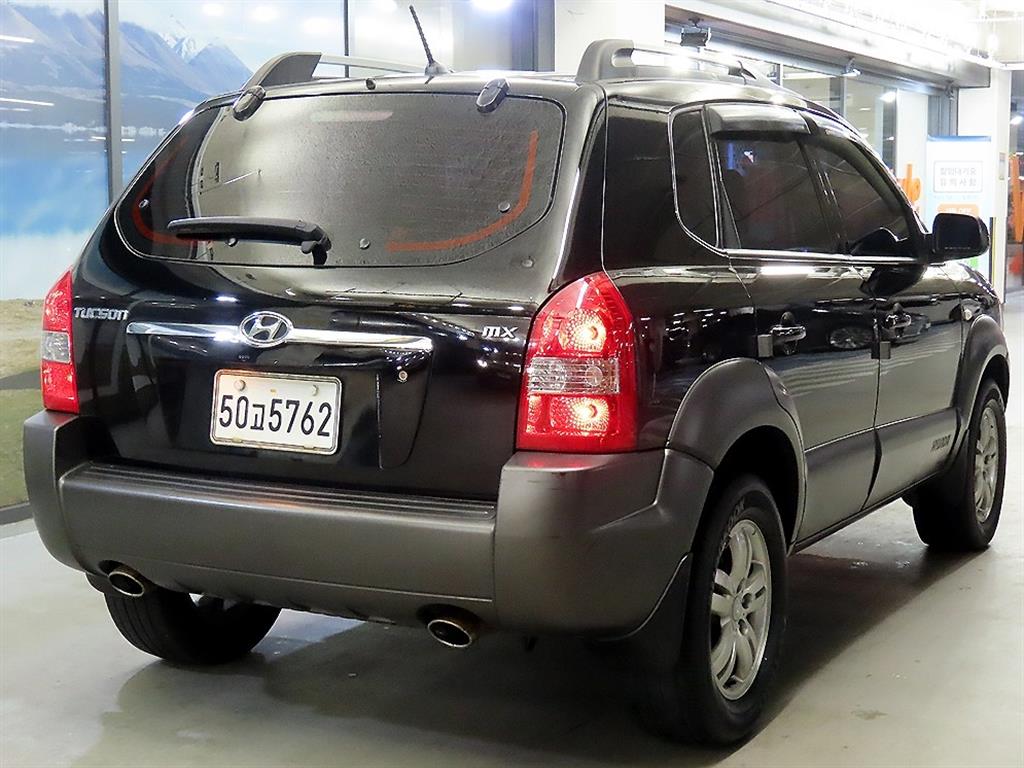 HYUNDAI Tucson 2008 Negro - Importación desde Corea - HF Imports Iquique - Foto 1