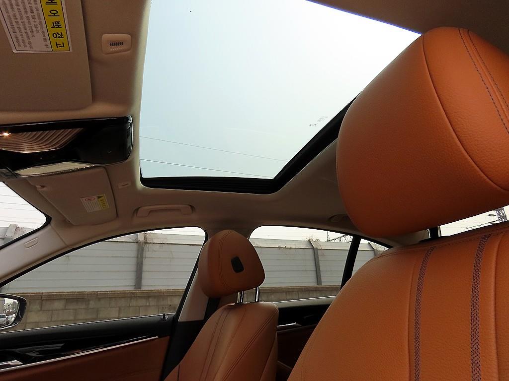 BMW 5 Series 2020 Azul - Importación desde Corea - HF Imports Iquique - Foto 18