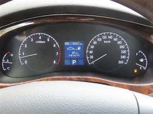 HYUNDAI Genesis - Vista 10