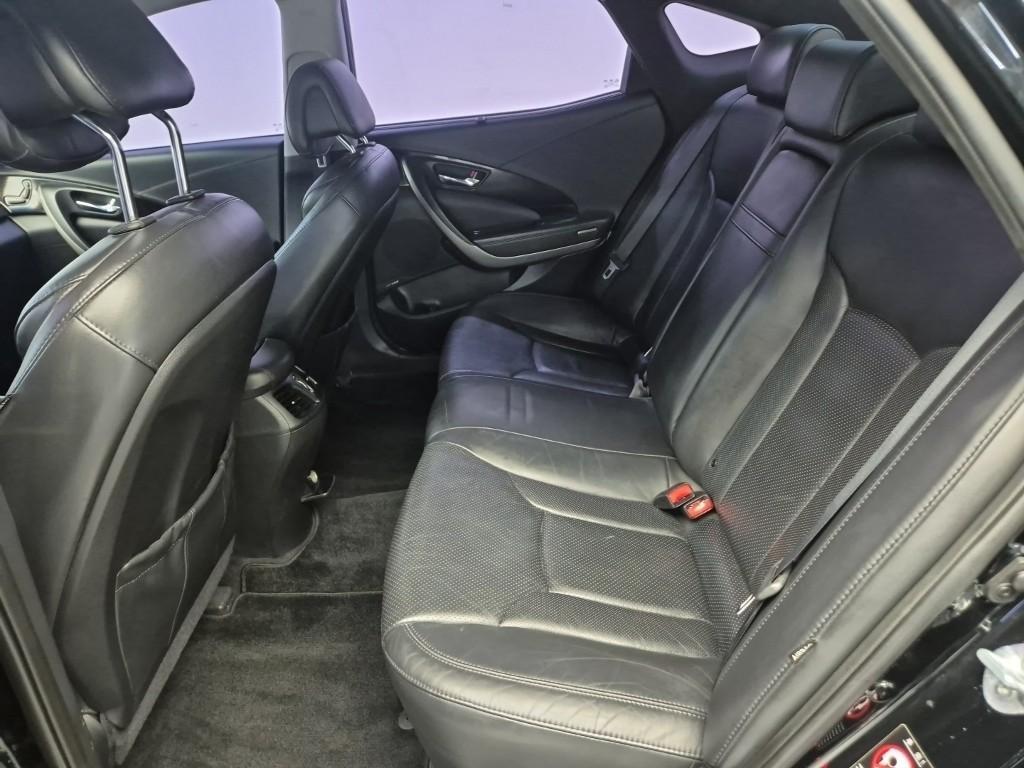 HYUNDAI Grandeur - Vista 12