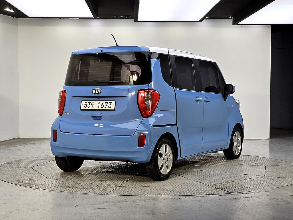 KIA Ray - Vista 4