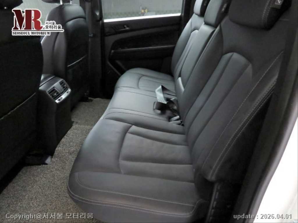 Ssangyong Rexton - Vista 6