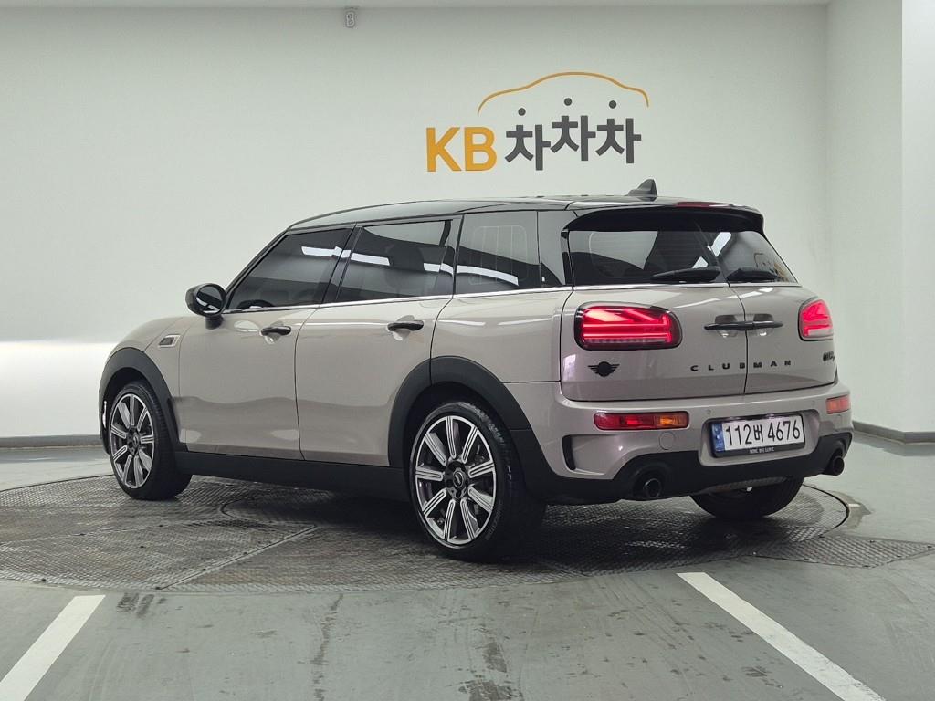 Mini Clubman - Vista 3