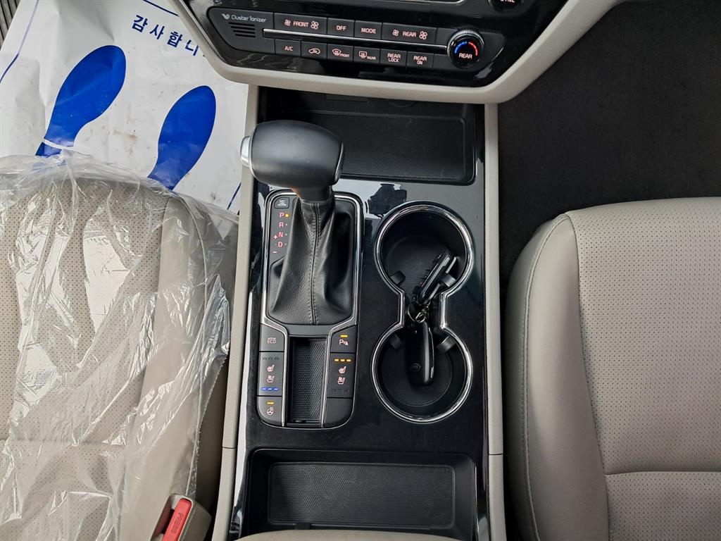 KIA Carnival 2019 - Importación desde Corea - HF Imports Iquique - Foto 13