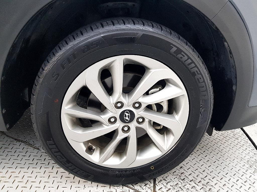 HYUNDAI Tucson 2016 Gris - Importación desde Corea - HF Imports Iquique - Foto 20