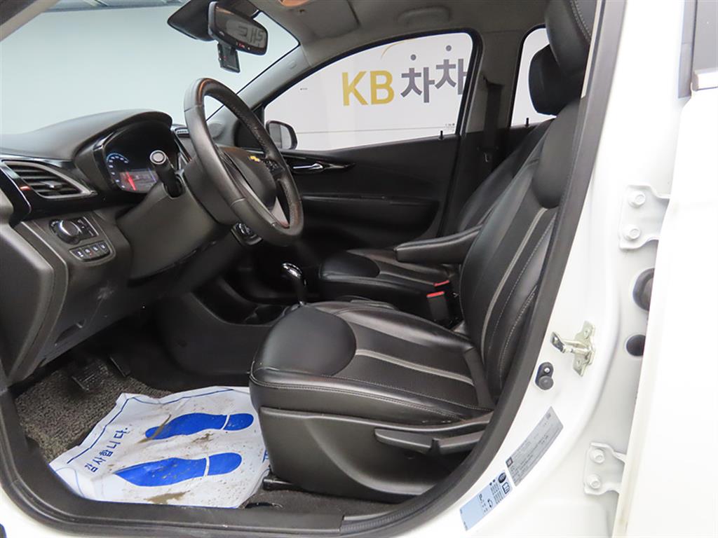 Chevrolet Spark - Vista 5