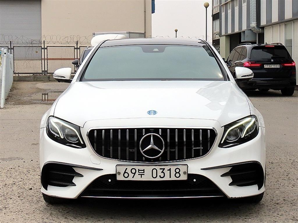 Mercedes Benz E class 2017 Blanco - Importación desde Corea - HF Imports Iquique - Foto 1
