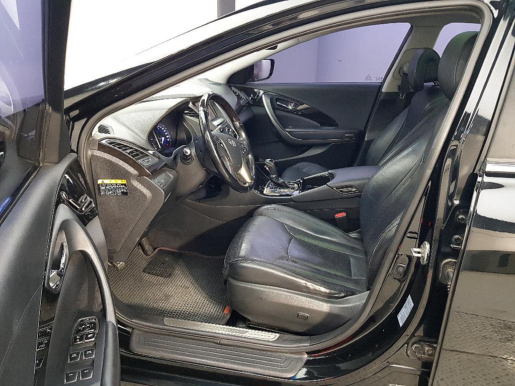 HYUNDAI Grandeur - Vista 8