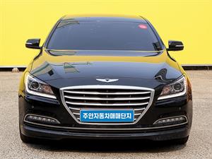 HYUNDAI Genesis - Vista 2