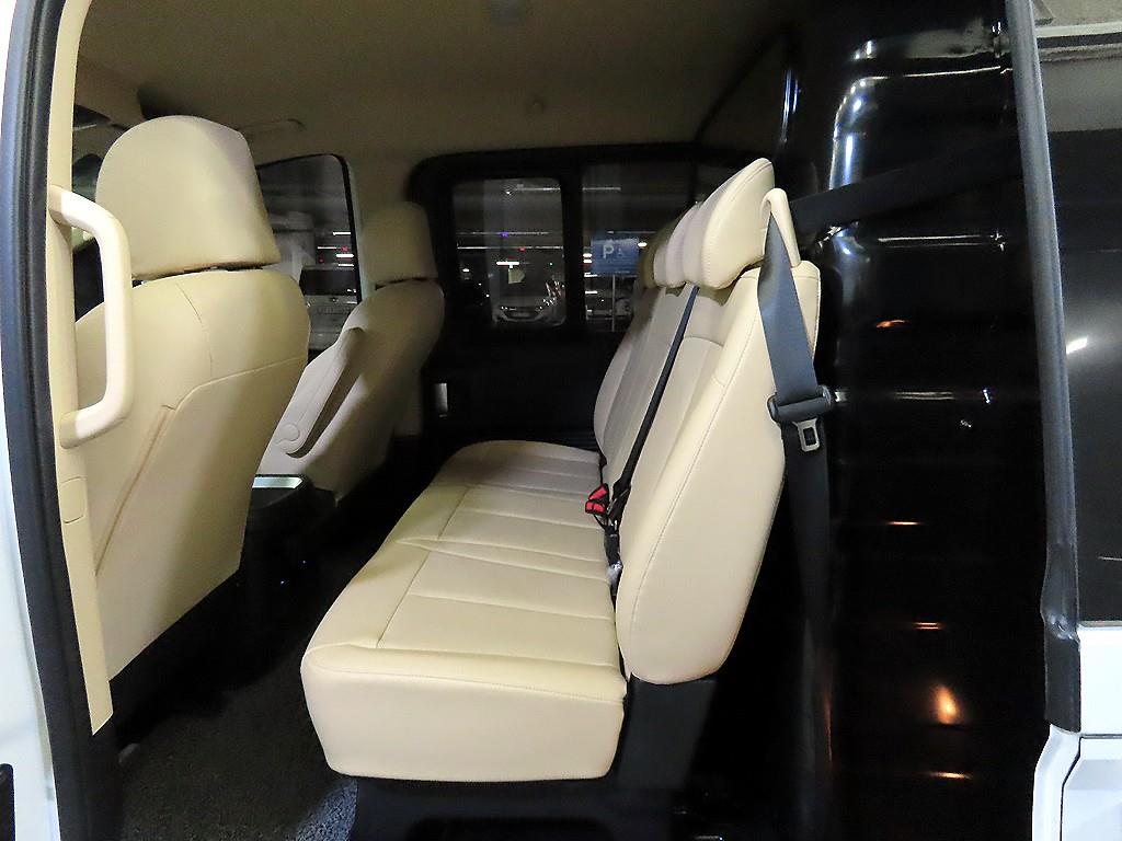 HYUNDAI Staria - Vista 7