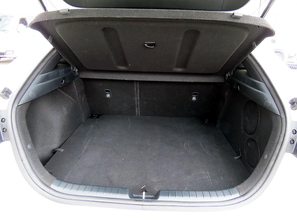 KIA K3 2022 Blanco - Importación desde Corea - HF Imports Iquique - Foto 17