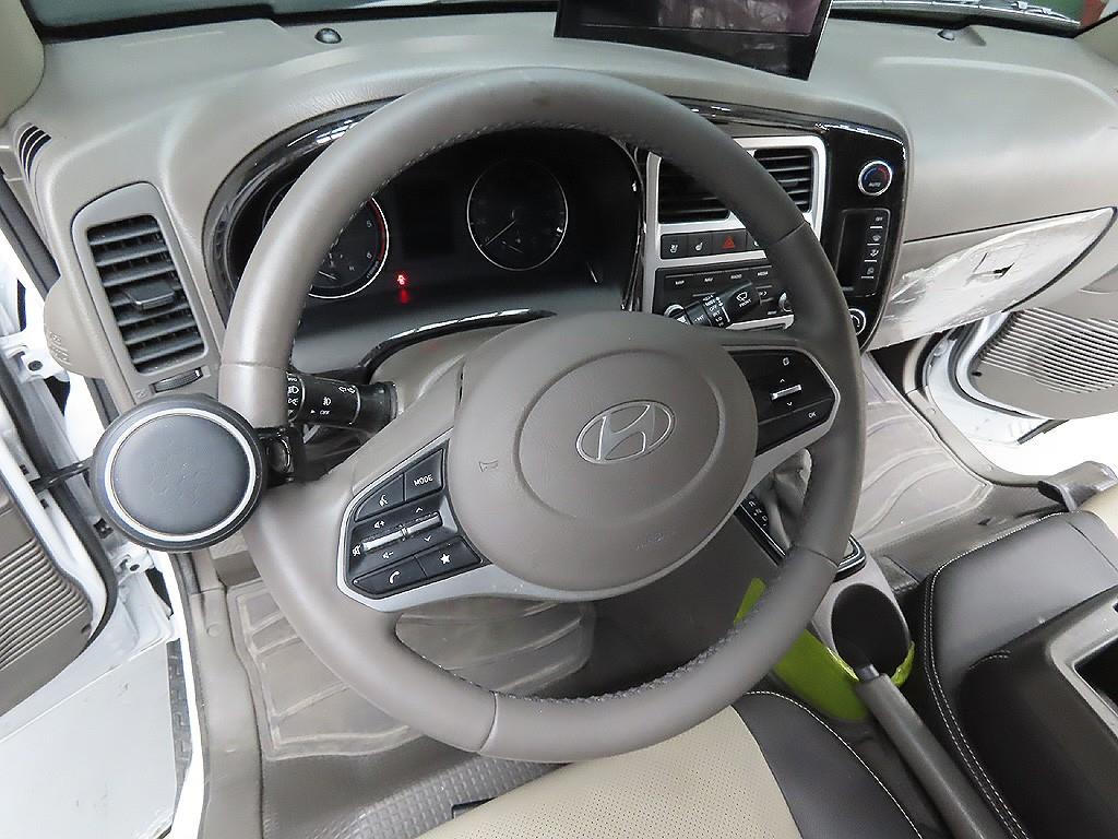 Small Truck Normal Box(High Deck) 2025 Blanco - Importación desde Corea - HF Imports Iquique - Foto 13