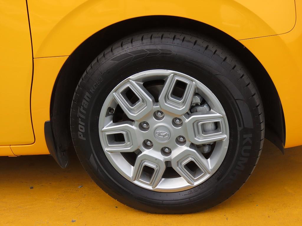 HYUNDAI Staria 2024 Amarillo - Importación desde Corea - HF Imports Iquique - Foto 20