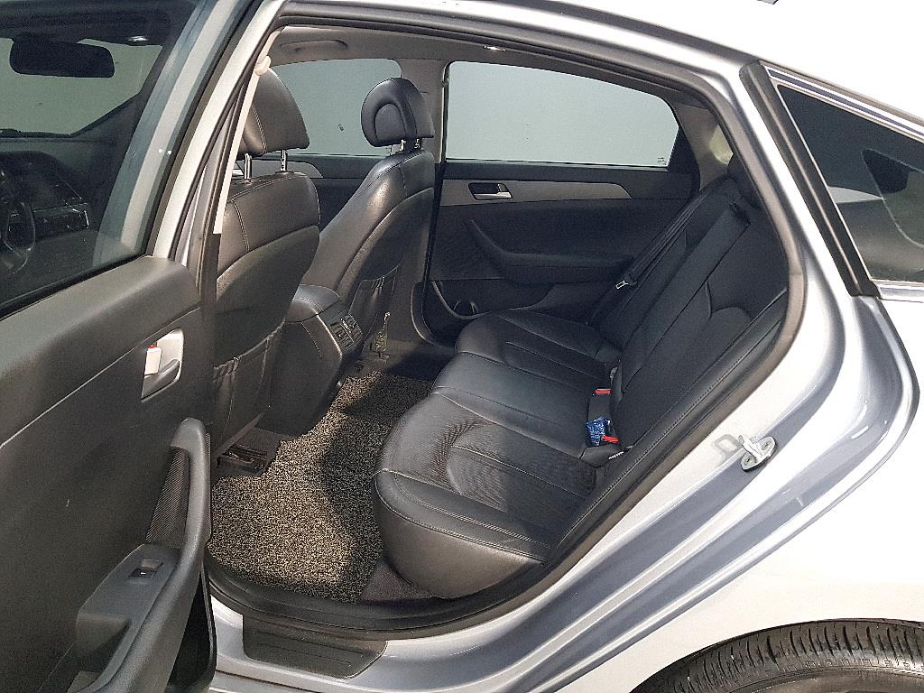 HYUNDAI Sonata - Vista 9