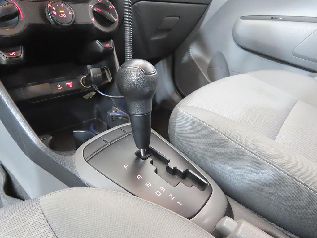 KIA Morning - Vista 11