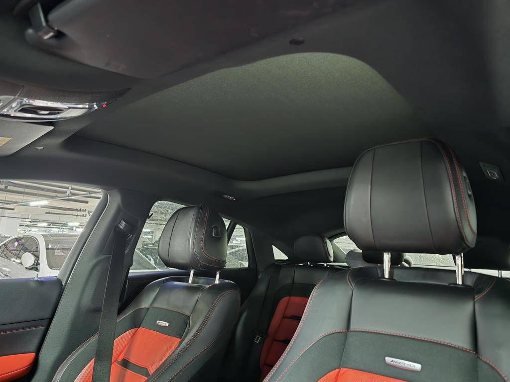 Mercedes Benz GLE Class - Vista 12