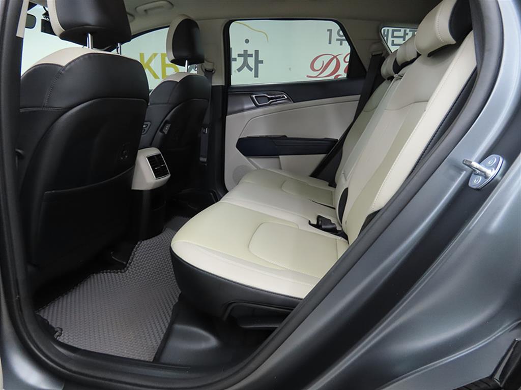 KIA Sportage - Vista 6