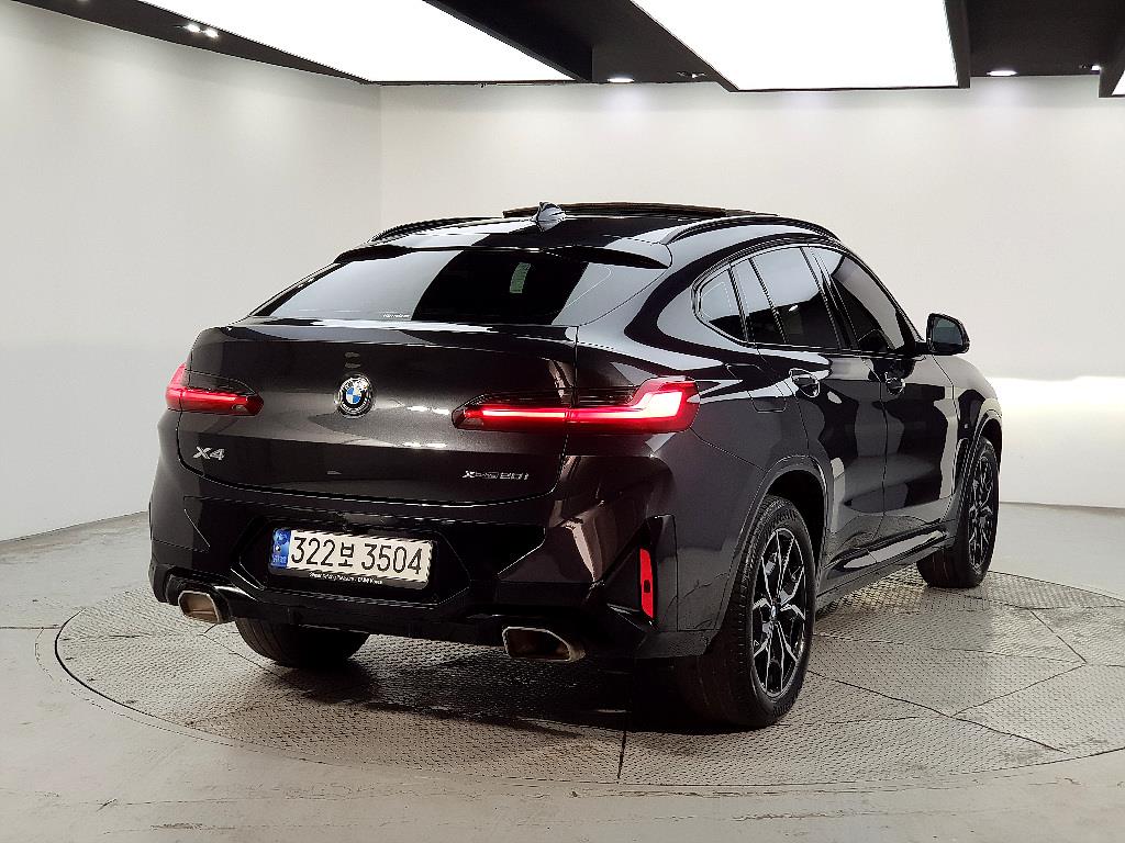 BMW X4 - Vista 4