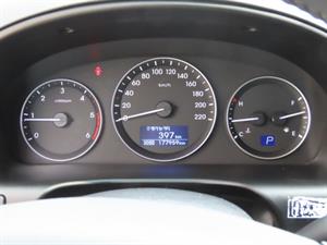 HYUNDAI Starex - Vista 10