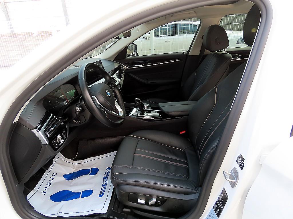 BMW 5 Series - Vista 5