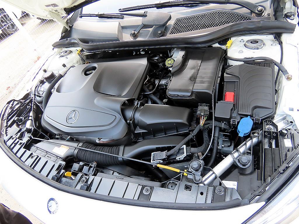 Mercedes Benz GLA Class 2018 Blanco - Importación desde Corea - HF Imports Iquique - Foto 19