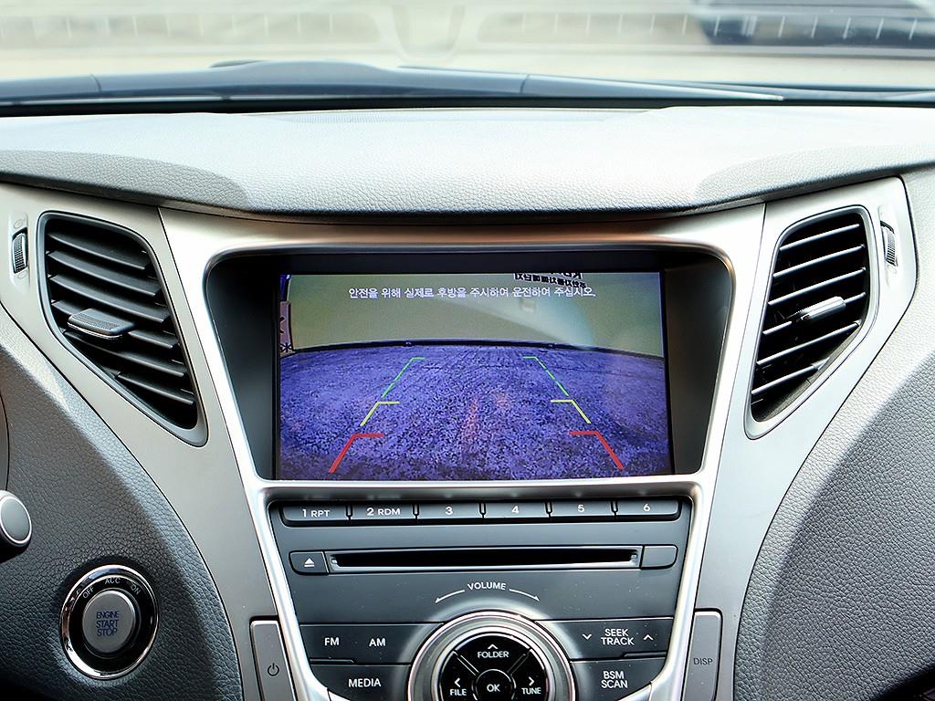 HYUNDAI Grandeur 2012 Negro - Importación desde Corea - HF Imports Iquique - Foto 10